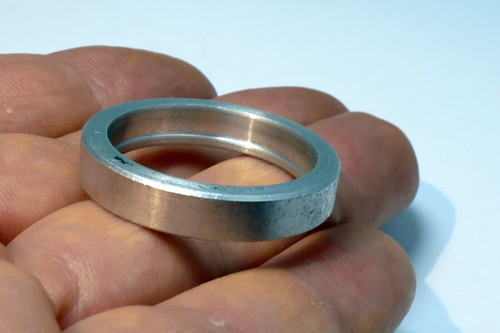 24mm ID  ring for lens smooth without any threads 32mm OD