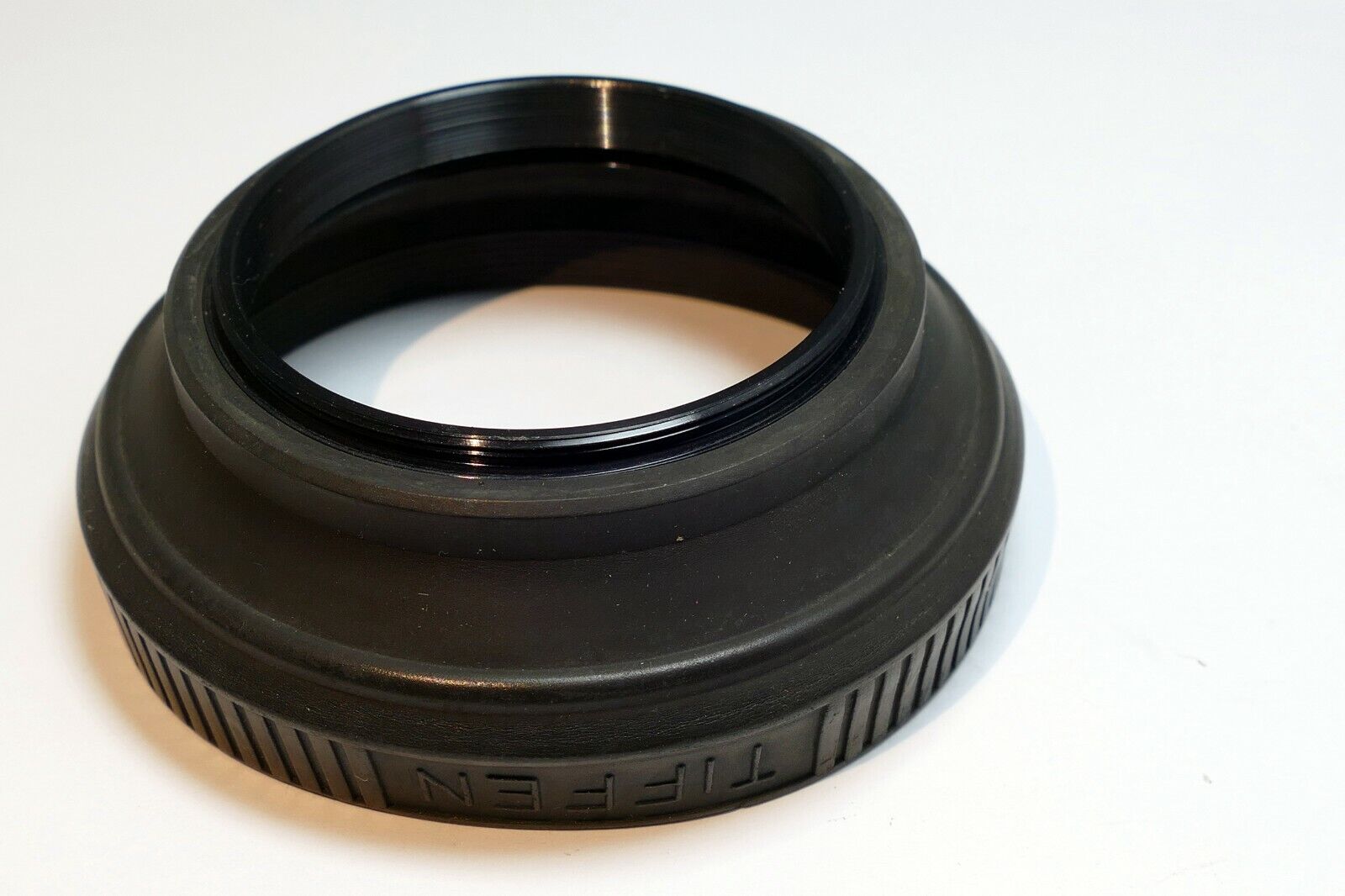 Tiffen 55mm rubber Lens Hood Shade screw in made in USA