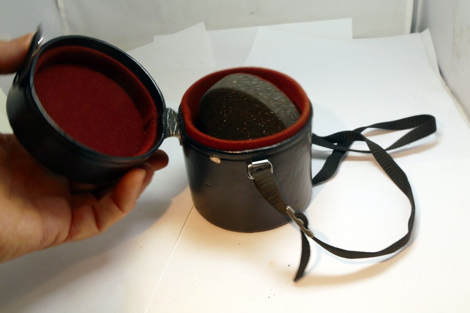 Nikon CL-34A Lens Hard Case (for 50mm f1.4 Ai-s Nikkor ) - Genuine OEM