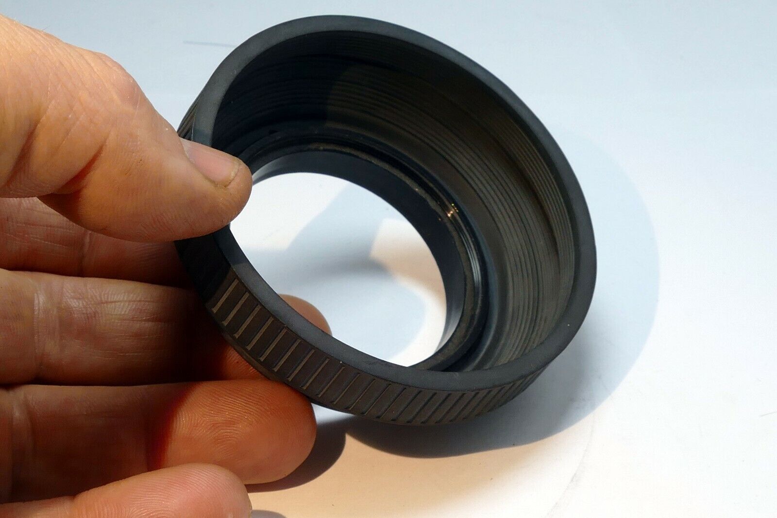 52mm screw in  Rubber Lens Hood Shade for normal 50mm f1.8 f2 f1.7 lenses