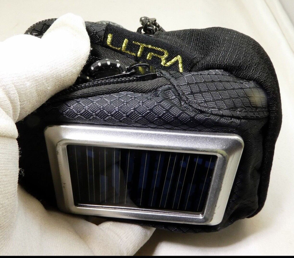 Ultra Solar power charging case output 5V for point and shoot camera or phone
