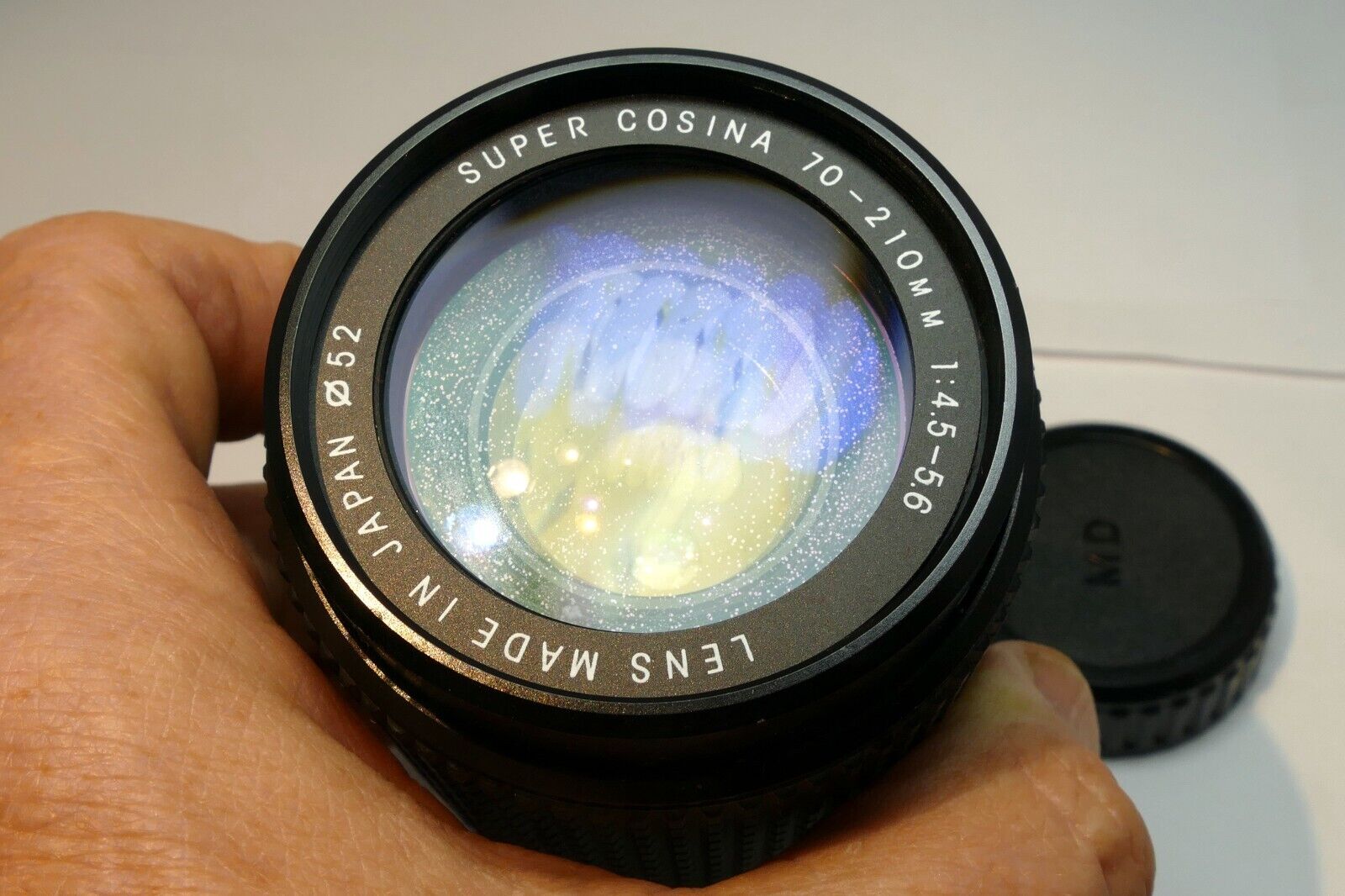 Cosina 70-210mm f4.5-5.6 MD Lens Telephoto w Haze inside - AS IS Parts or Repair