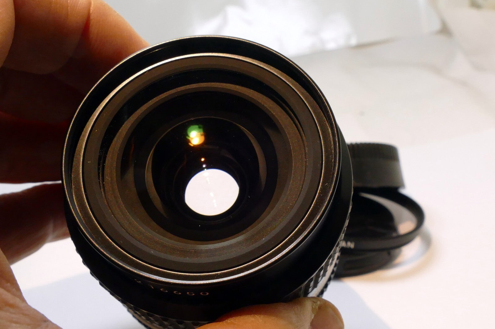 Nikon Ai-s AIS 24mm f2 wide angle prime manual focus lens f2.0 - Mint condition