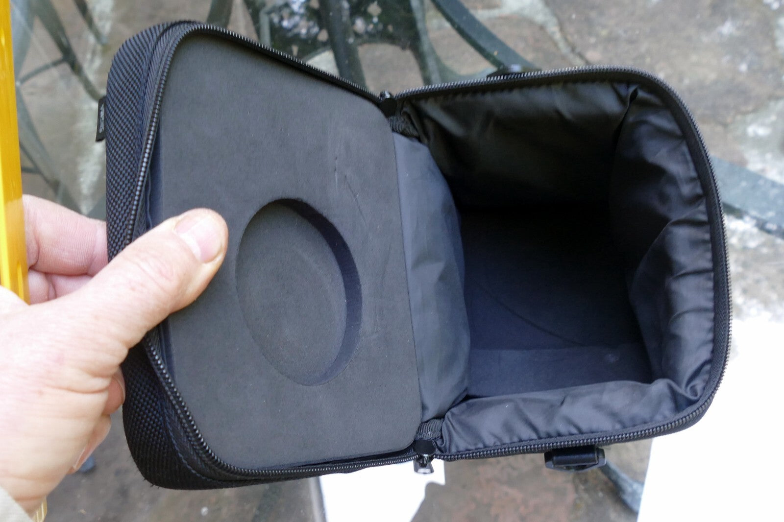 Sigma Padded Soft Lens Case for 70-200mm f/2.8 DG DN OS Sports lens 5X10" - OEM