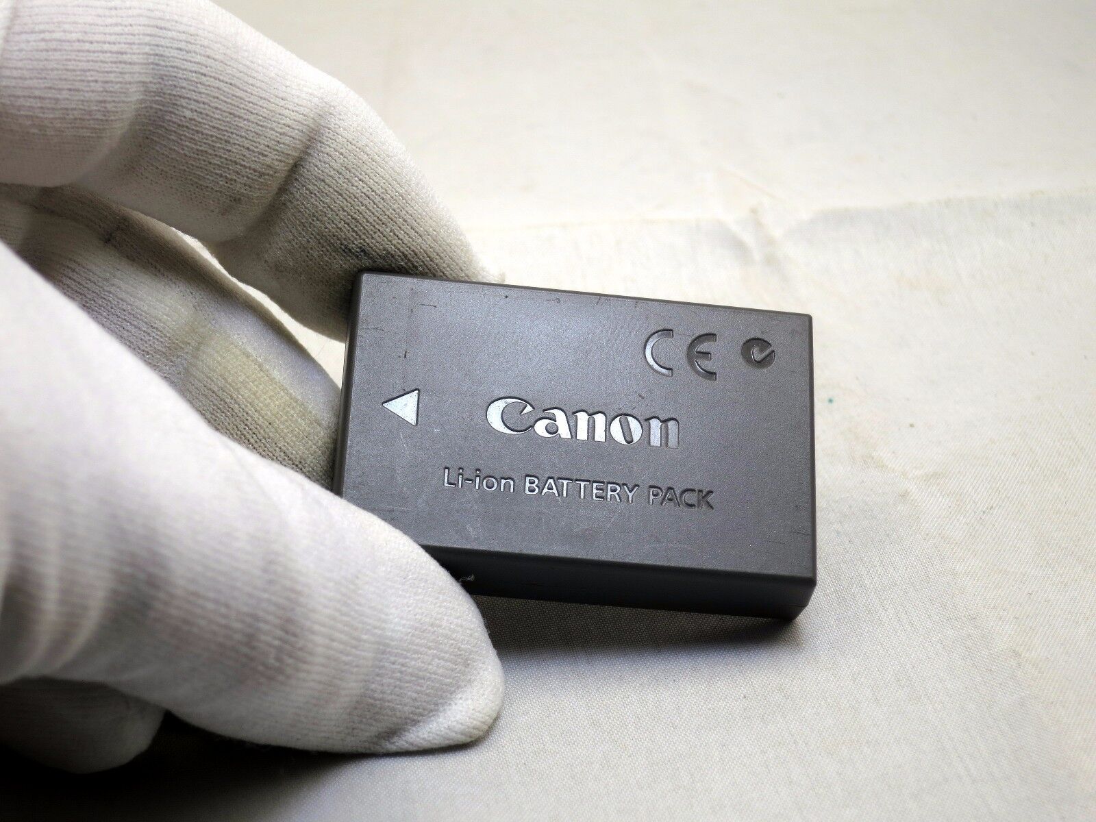 Used Canon NB-1LH  battery original  genuine  Lithium-Ion  3.7V 840mAh