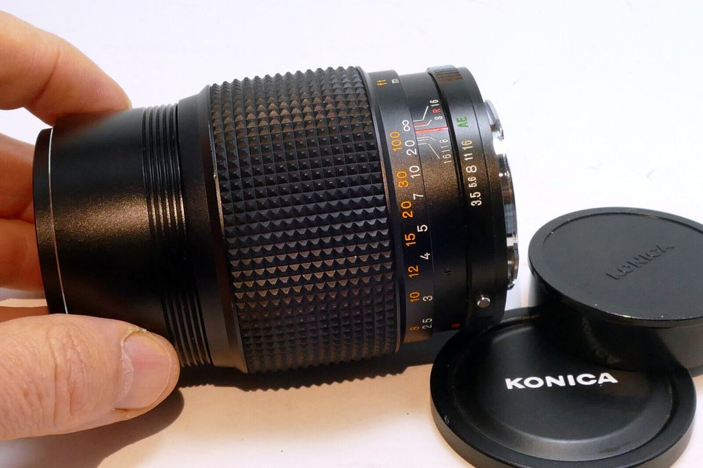 Konica 135mm F/3.5 Hexar AR Mount Lens w/ caps telephoto - Mint condition