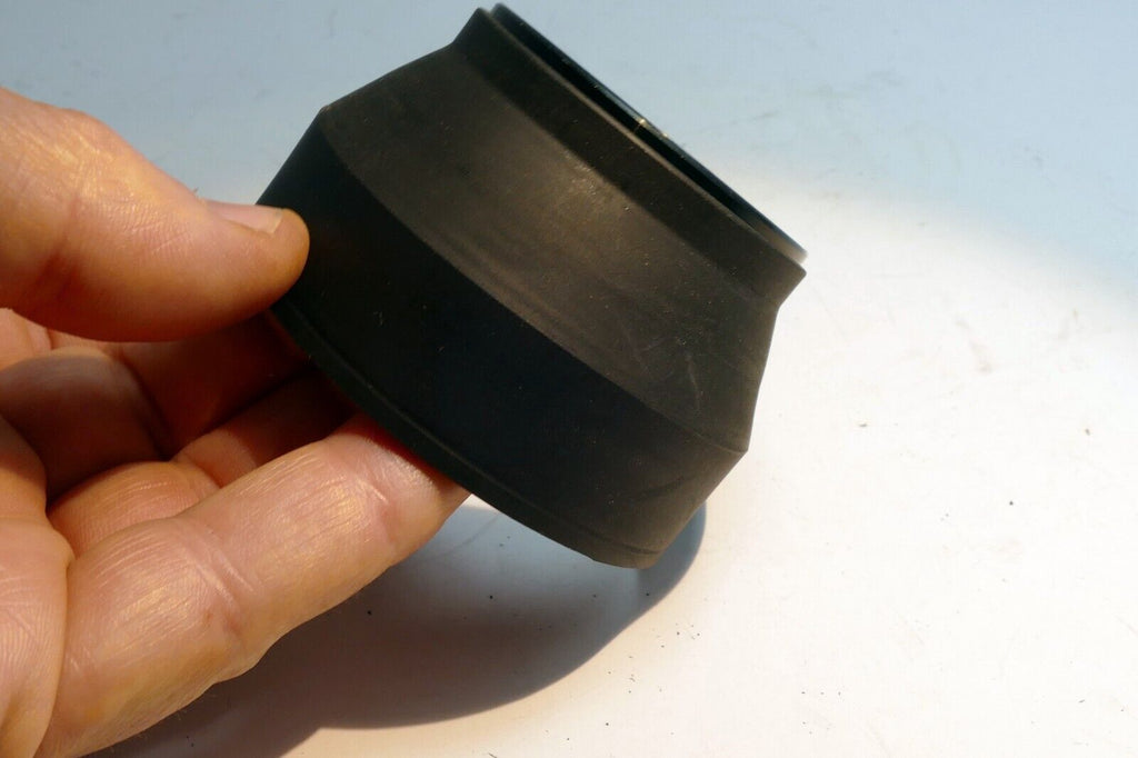 52 mm  Lens Hood Shade threaded with female threads screw in