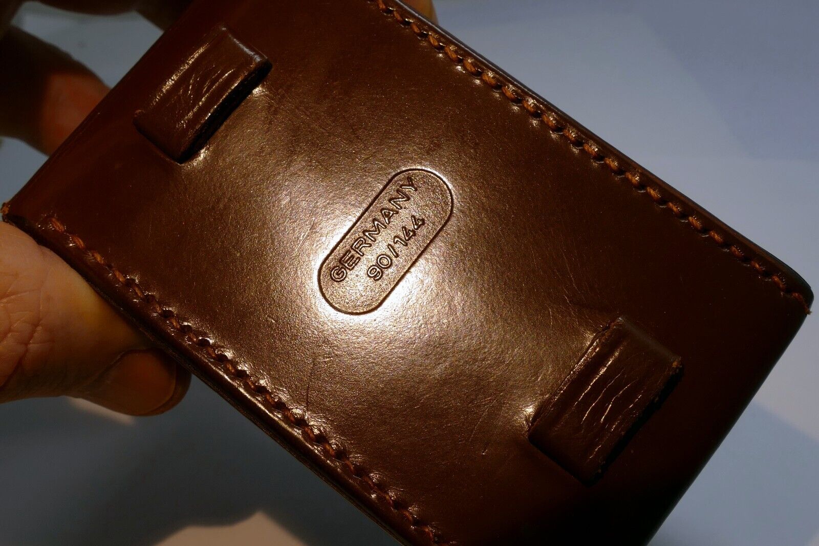 Voigtlander lens case leather vintage 4X2.5X2.5"  APO 90mm F3.5 Germany