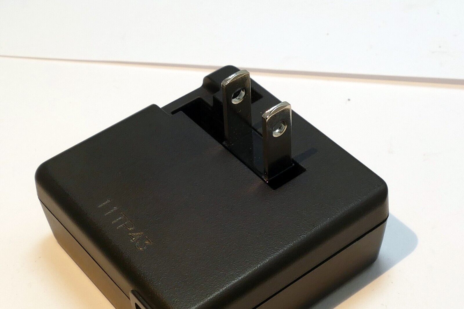 Nikon EH-69P AC battery charger adapter for Coolpix cameras OEM missing USB cabl