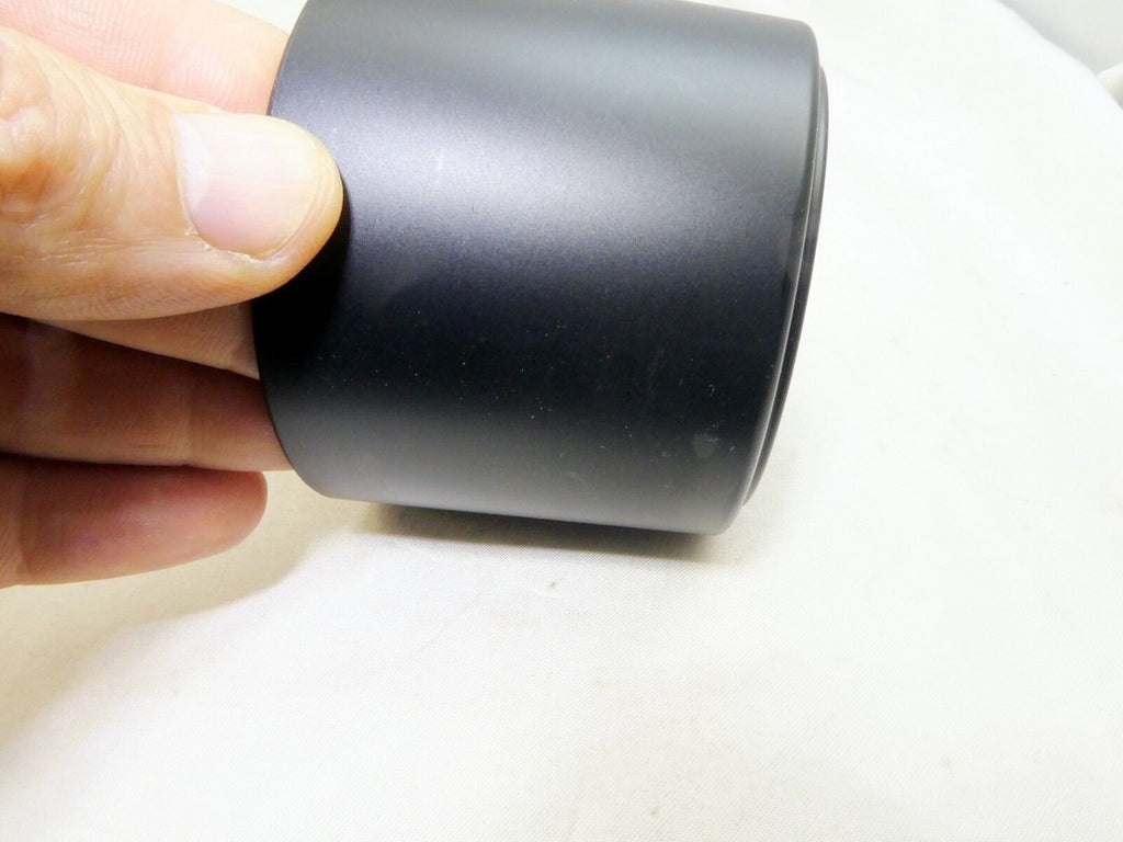 59mm ID Telephoto Plastic Lens Hood  twist on type (unknown brand)