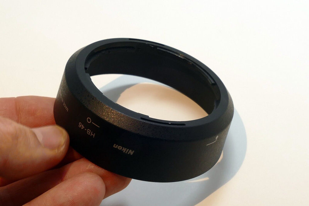 Nikon HB-46 Lens Hood Shade  35mm f1.8 G DX Nikkor  - OEM Genuine