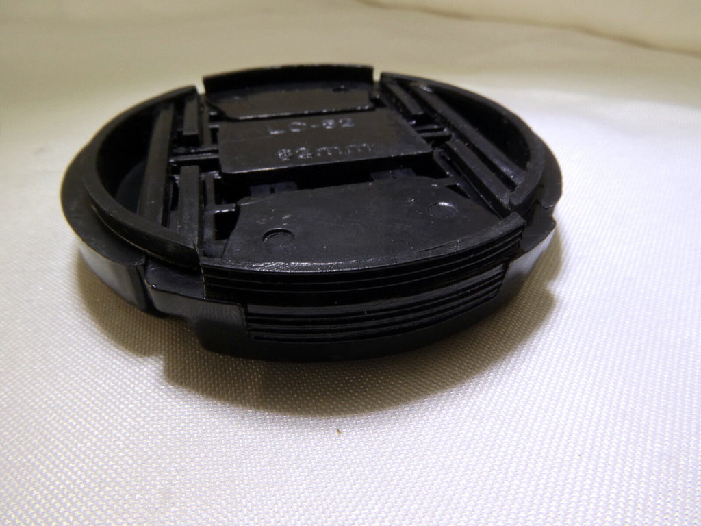 Aftermarket  52mm Black Front Lens Cap Snap On for  18-55mm AF-S