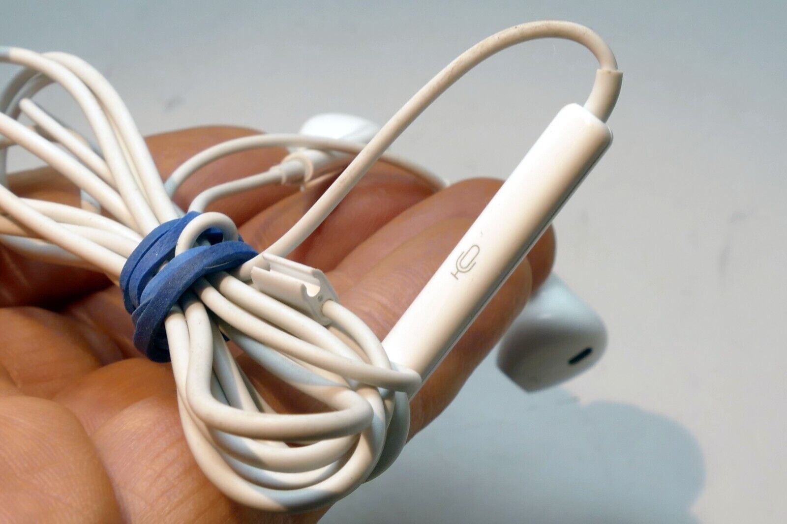 Apple EarPods 3.5mm Jack Headphones w/ Remote In Ear Buds - OEM