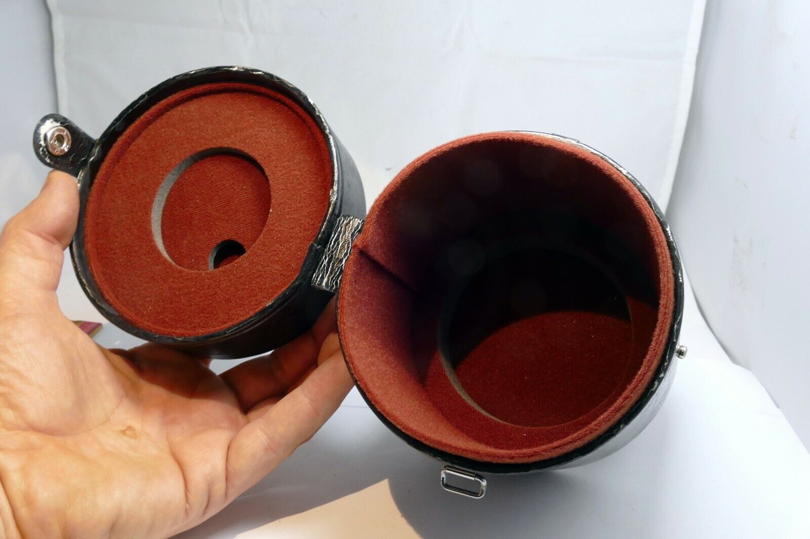 NIKON CL-46 Lens Leather Storage Protective Case for 20-35mm f2.8 D 14mm