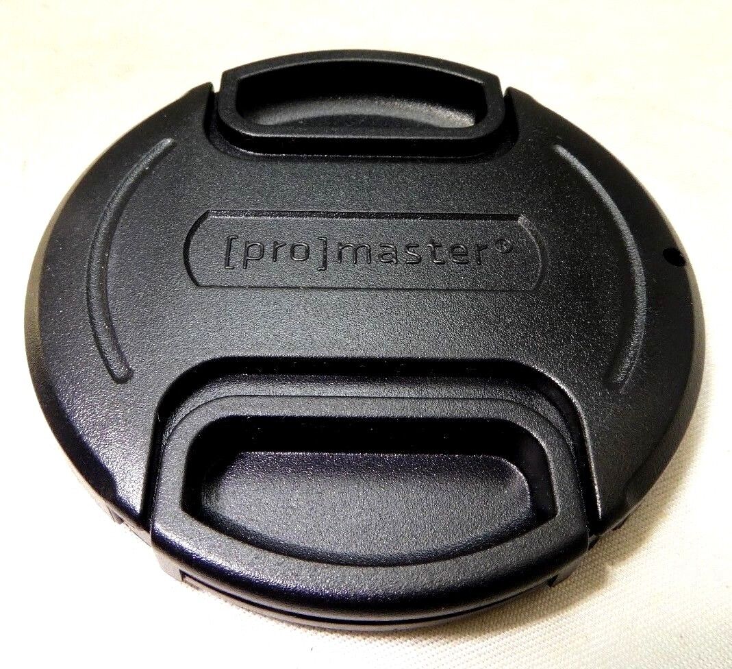 Promaster Front Lens Cap 67mm snap on type