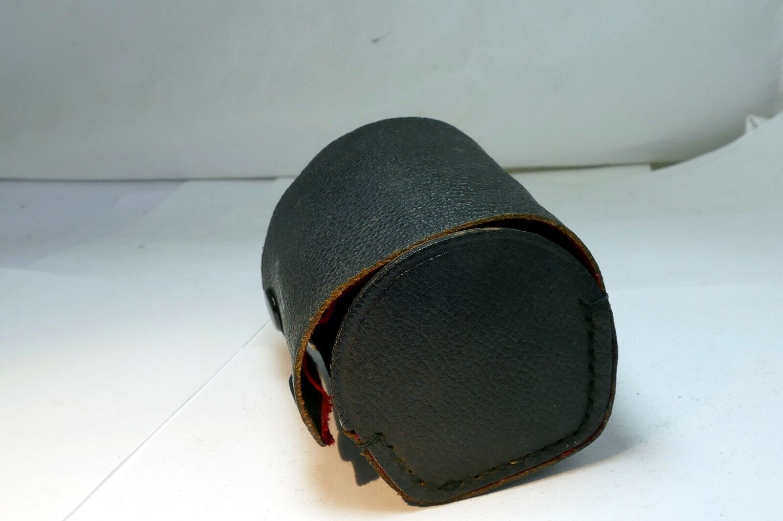 Vivitar Hard lens case 2.5X3.5" for 3X lens 28mm