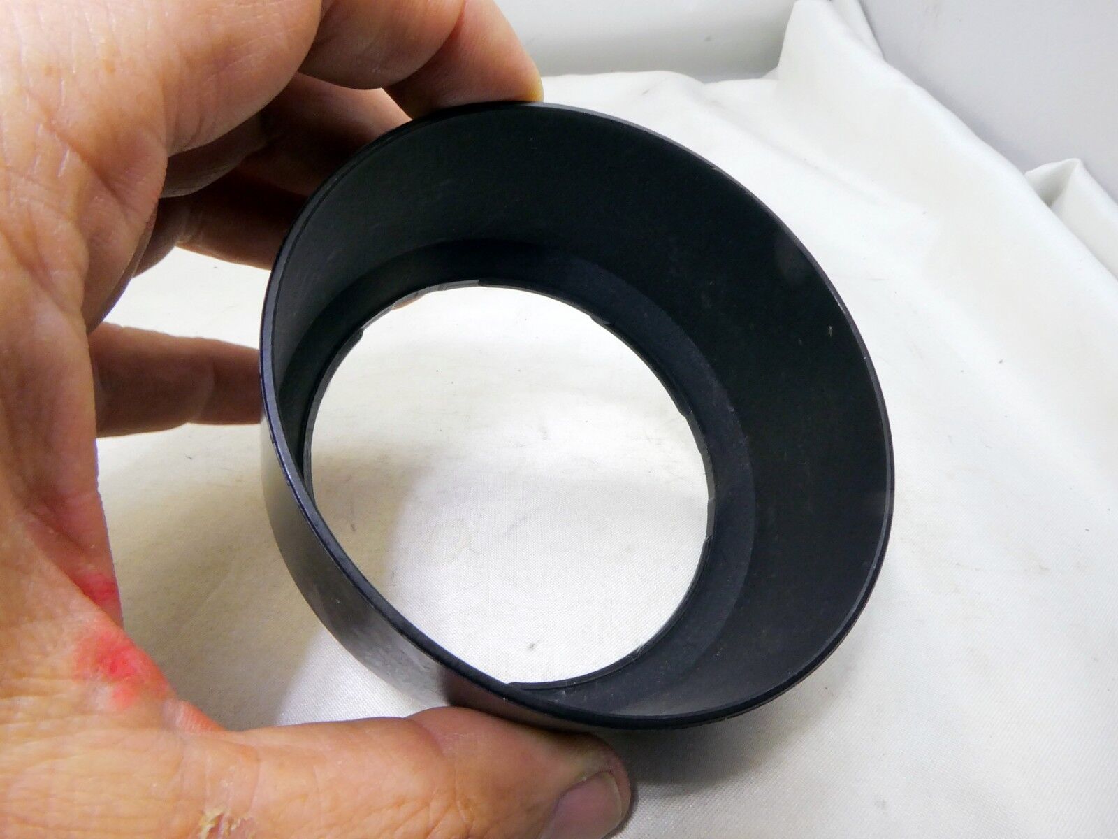 71mm ID  Plastic Lens Hood  twist on type (unknown brand)