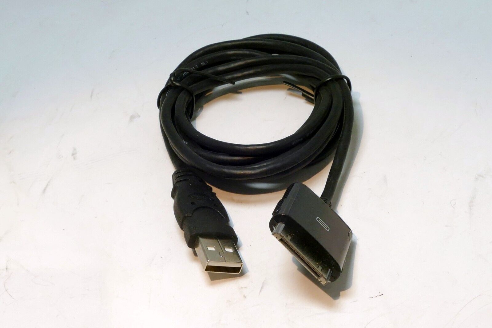 5 feet 30 pin Type Connector Cable to Type A USB iPod Ipad