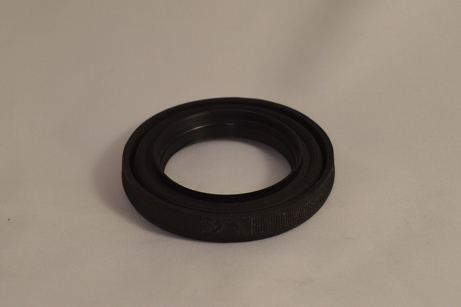 52mm Collapsible Rubber Lens Hood Korea for 105mm or 135mm Telephoto O107018