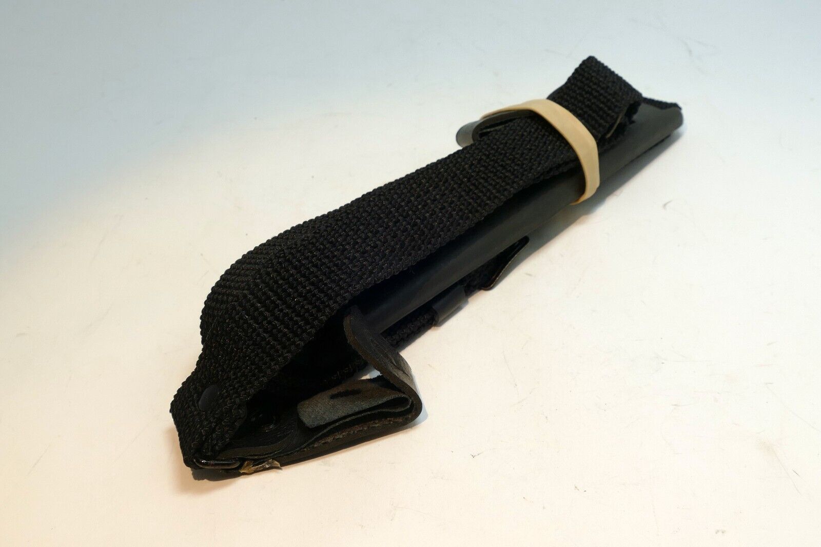 BLACK Strap for Camera Case 2cm wide Canvas Sturdy with rubber pad