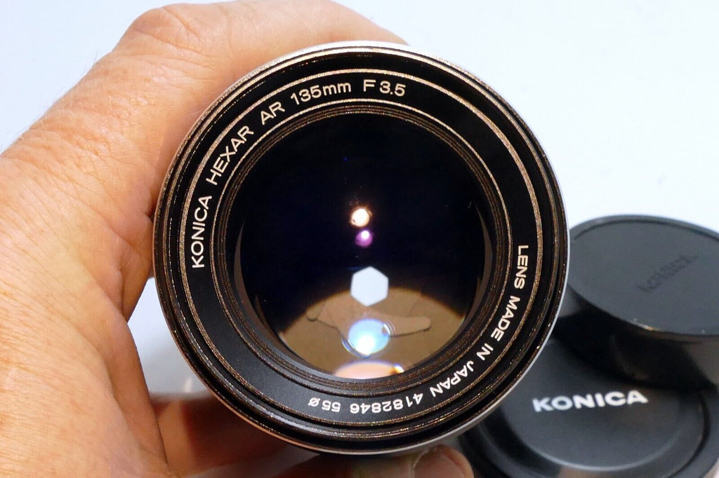 Konica 135mm F/3.5 Hexar AR Mount Lens w/ caps telephoto - Mint condition