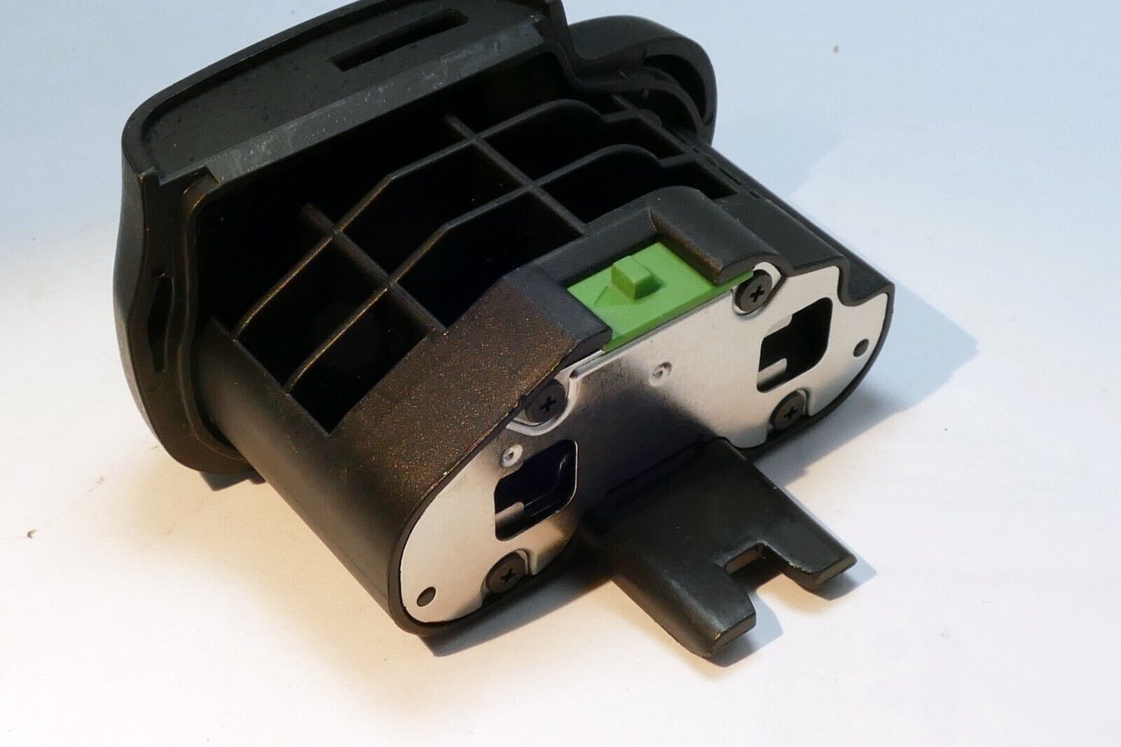 BL-5 Battery Chamber Cover Cap for MB-D12 Battery Pack D800 D850 D810 - Damaged