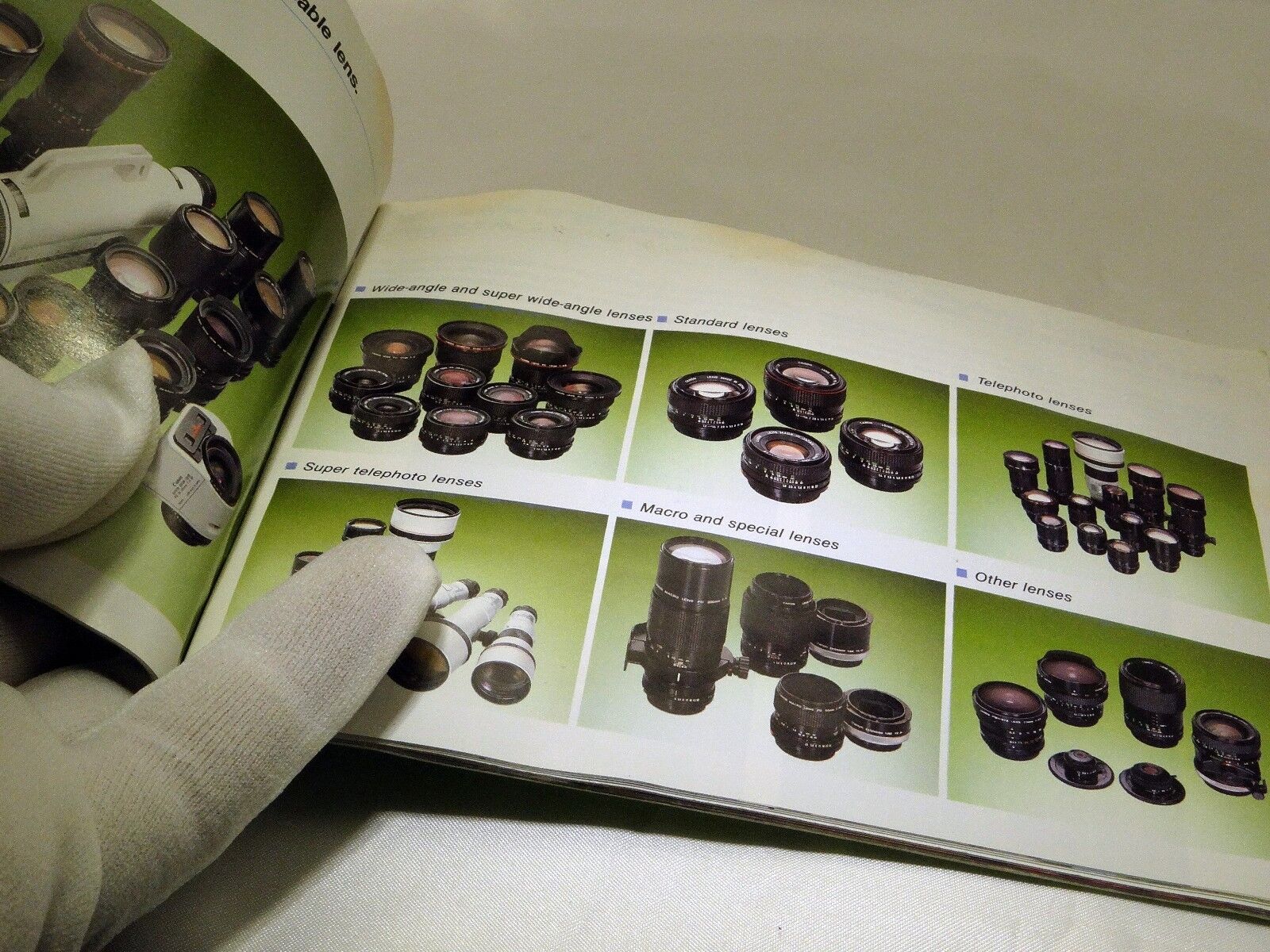Canon FD Lens Wonderland Accessory Guide English 46 pages English EN 1971