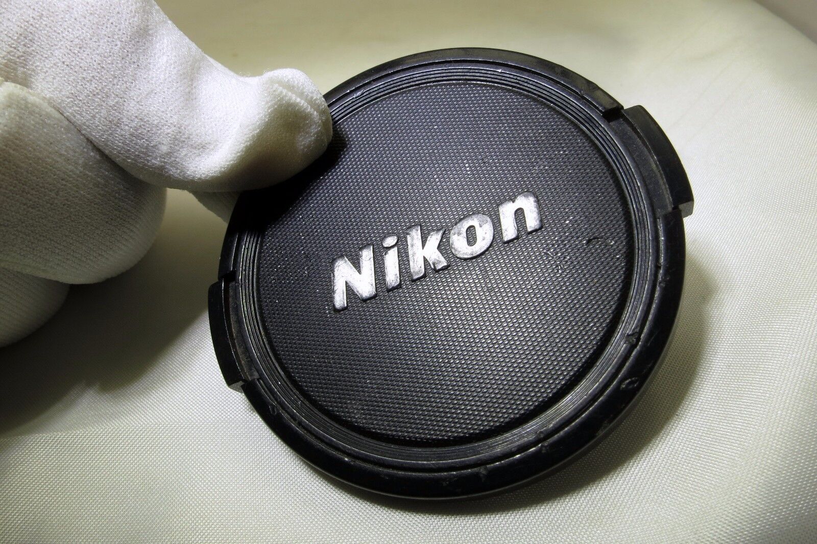 Nikon 62mm Lens cap Plastic Snap on type  for Genuine 35-70mm f2.8 Nikkor