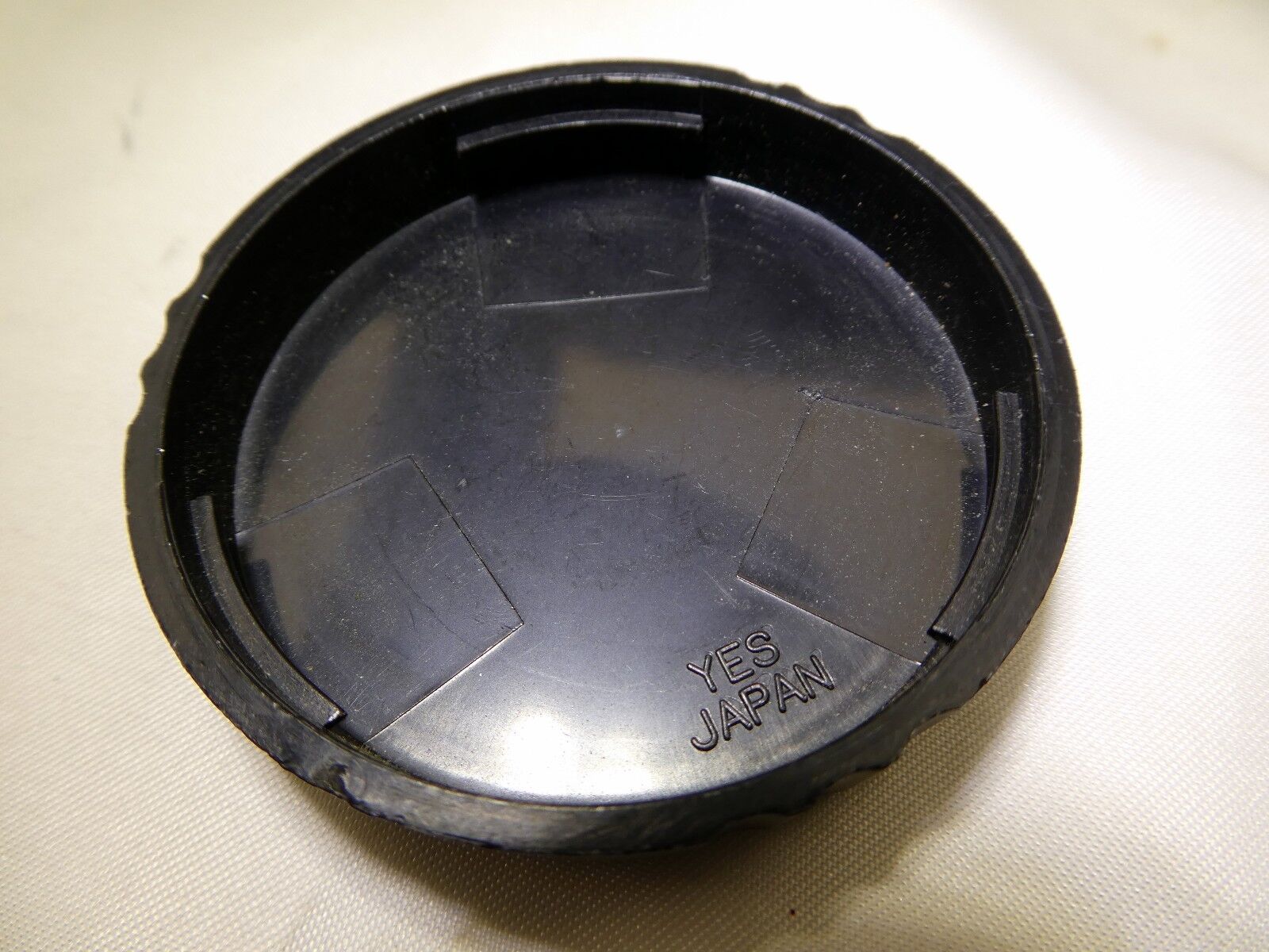 YES Rear Lens Cap twist on type  for Canon EOS EF  lenses 2X EF