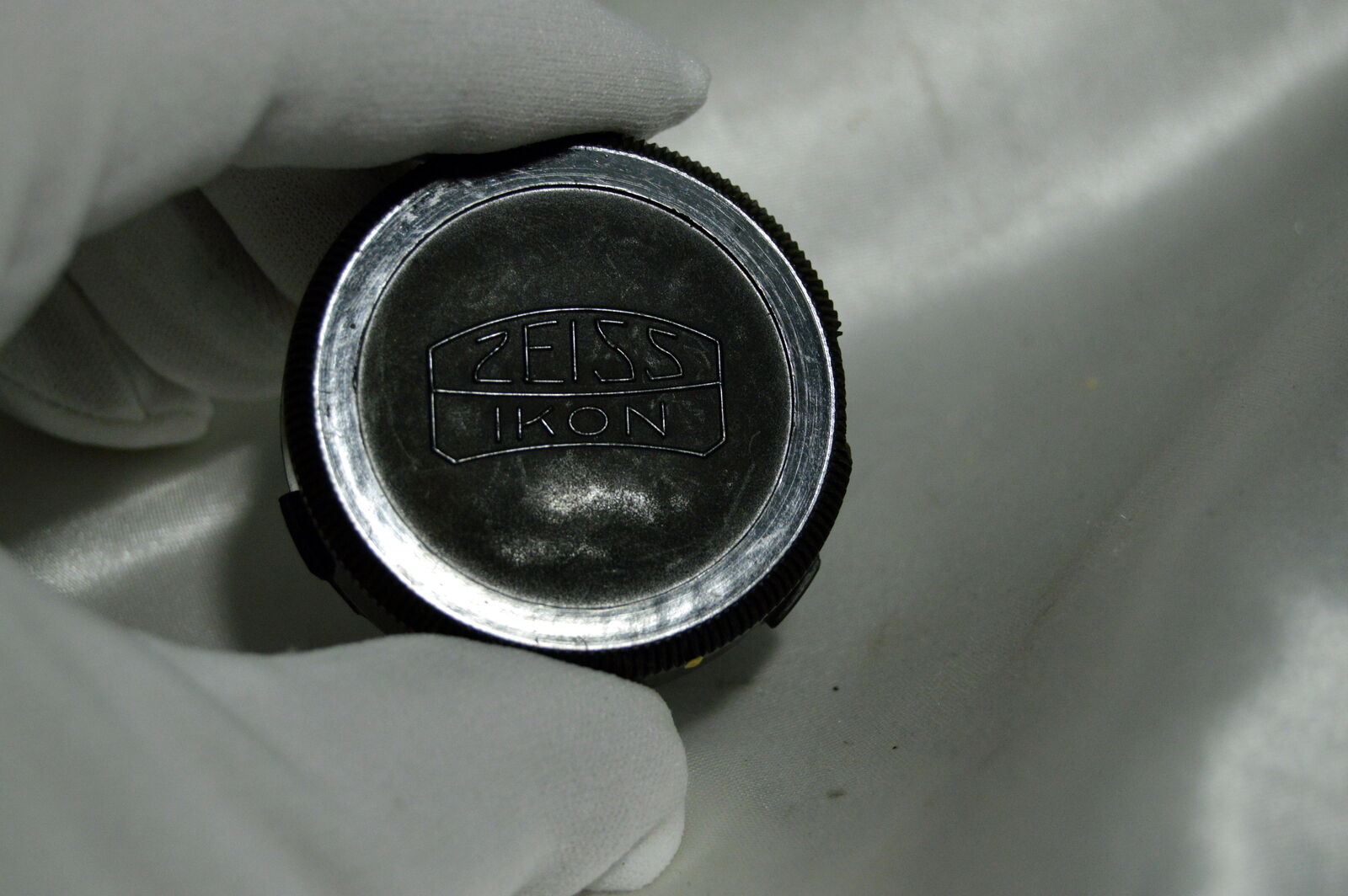 Carl Zeiss Ikon rear lens cap rnagefinder made in Germany 8.5cm 13.5cm - damaged