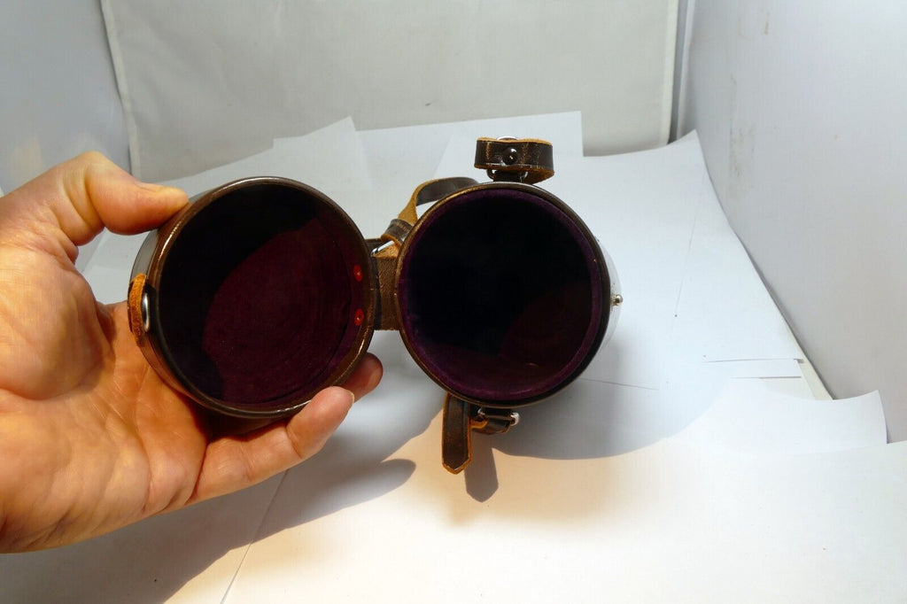 Nikon NIKKOR Lens Hard Case (for 85mm f1.8 Nikkor Ai-s f2 Non-AI ) - Genuine OEM