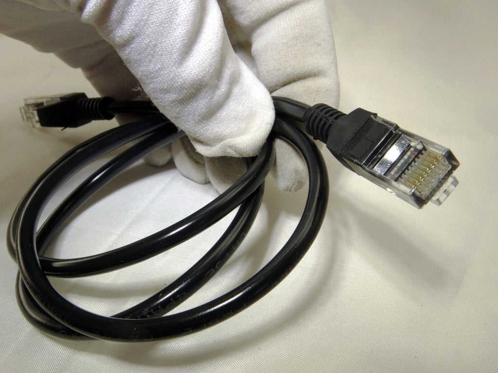 Ethernet Network Cable (3 Feet) -  Cat5e / Cat5 Standards, 550MHz, 10Gbp