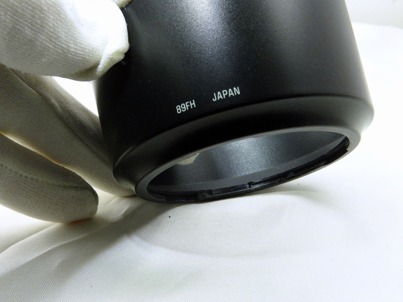 Tamron 89FH Lens Hood Shade EOM  for 90-300mm AF Genuine SP