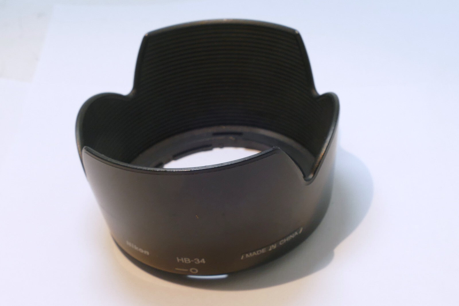 Nikon HB-34 Hood Shade Nikkor AF-S DX 55-200mm F4-5.6G Lens  - - Original OEM