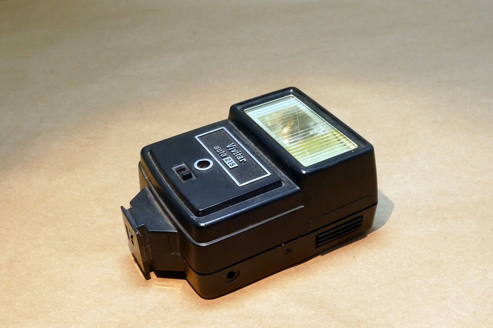 Vivitar auto 215  flash -  for parts with corrosion - AS IS