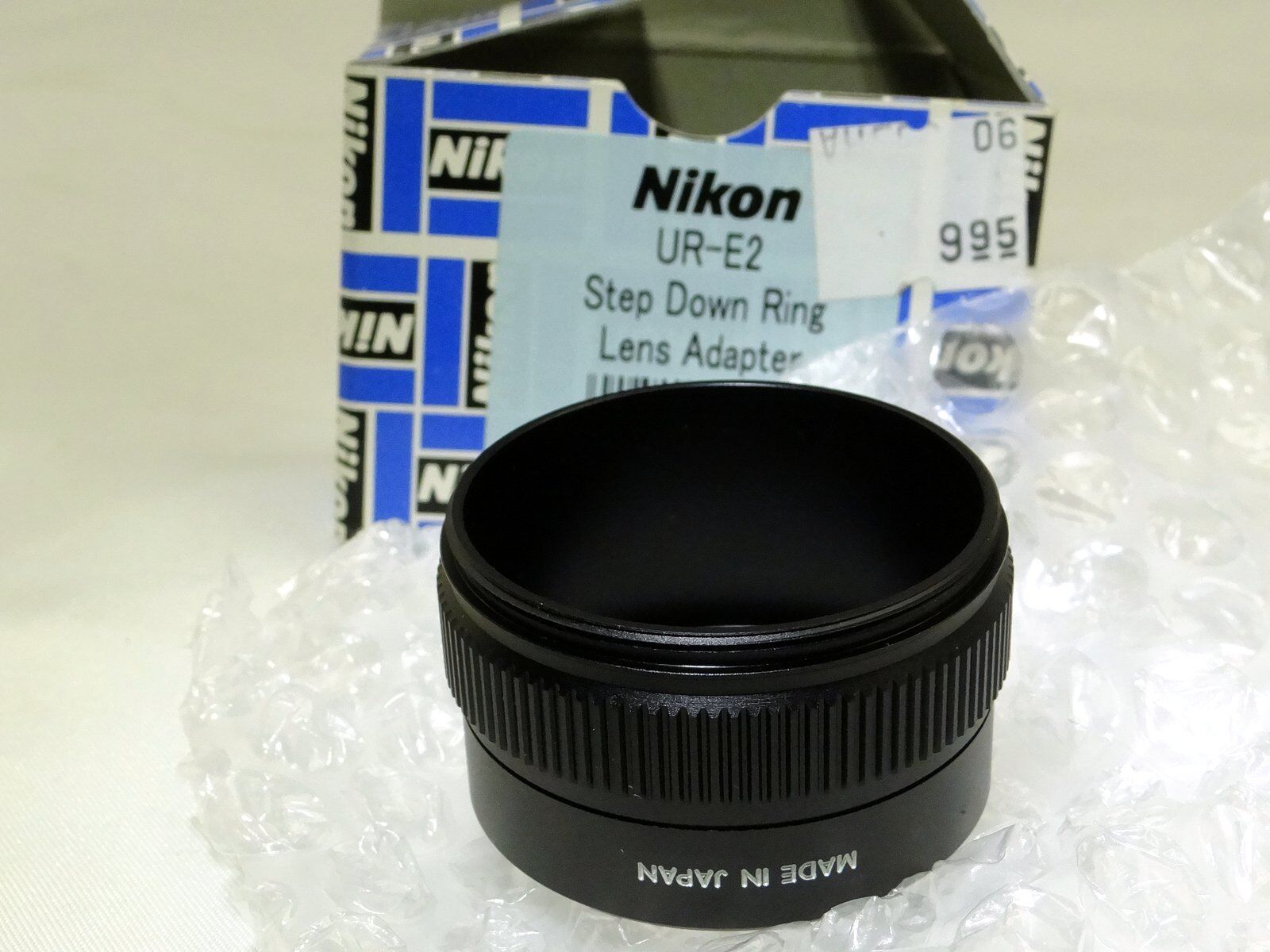 Nikon UR-E2 Step Down Lens Adapter Ring for Nikon Coolpix 880 Genuine Boxed