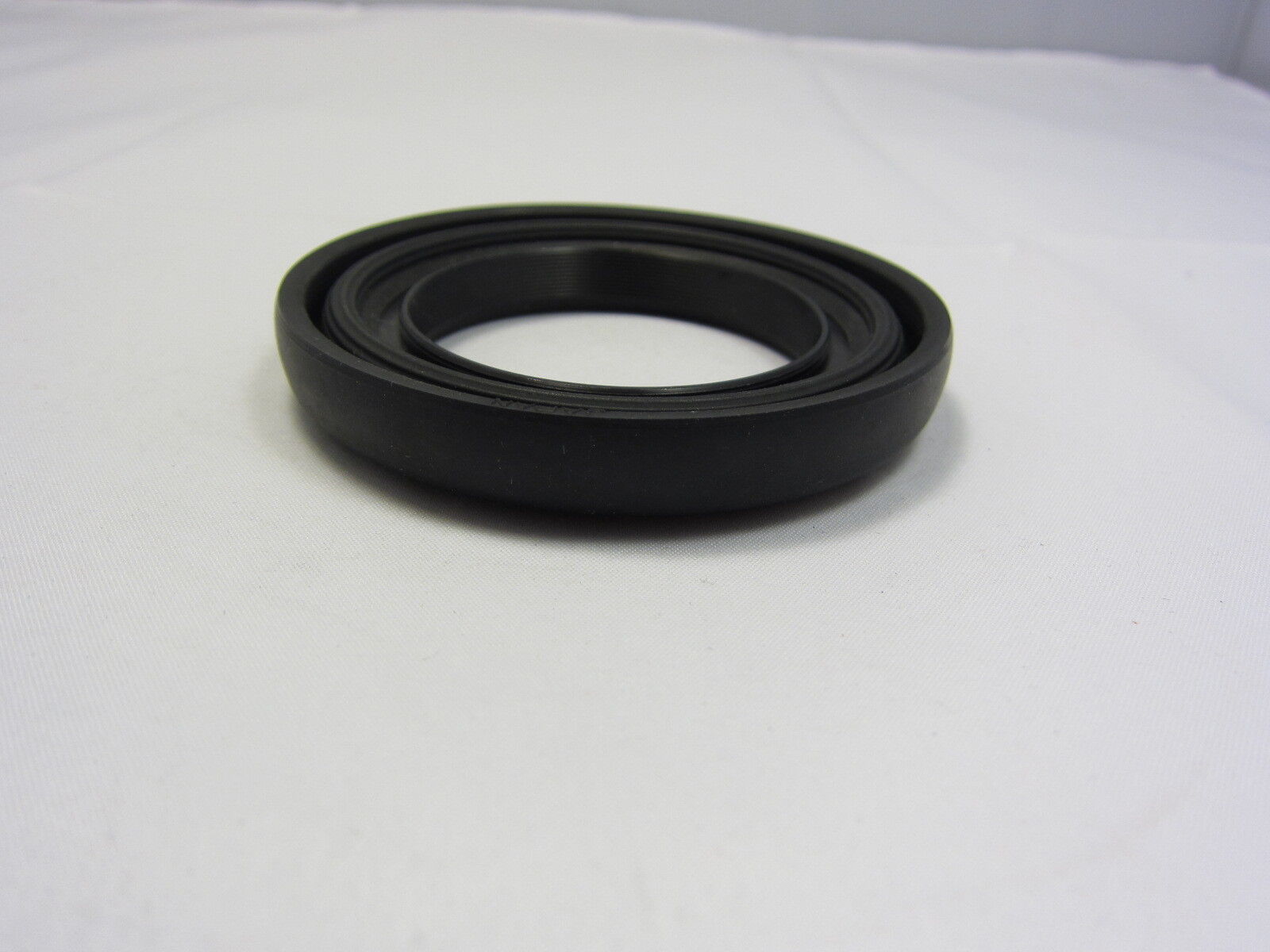 Generic 52mm Collapsible Rubber Lens Hood  Screw in type for 50mm