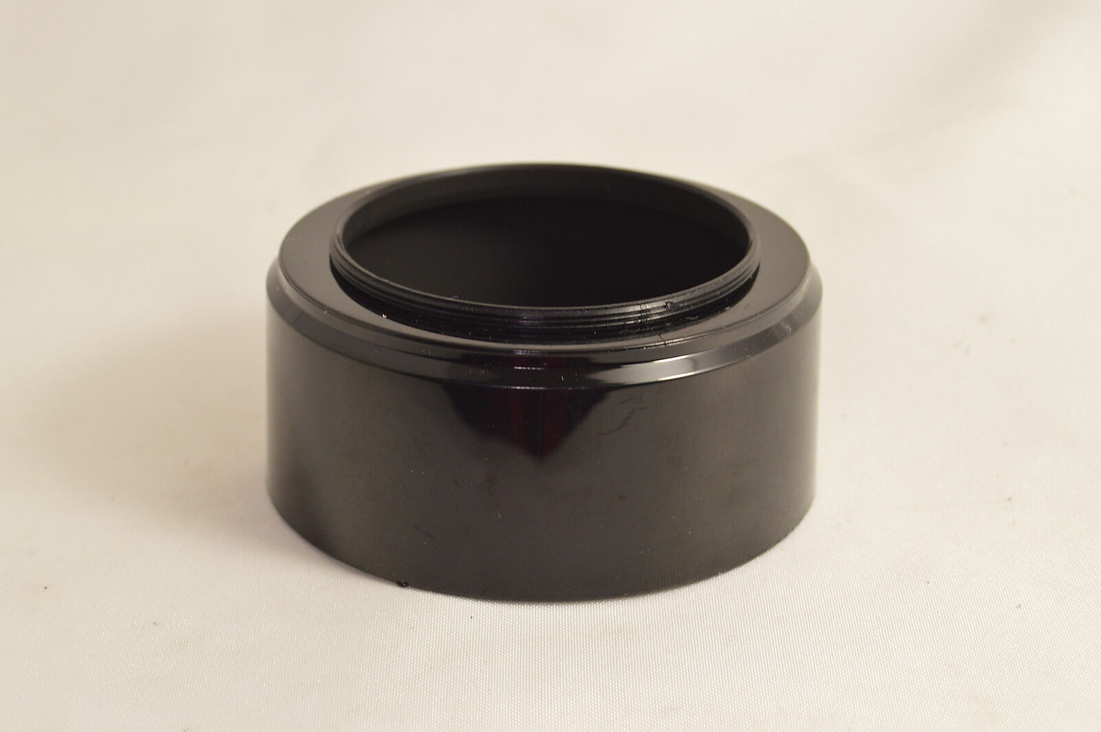 52mm Screw on type Plastic Lens Hood for Telephoto 135mm 200mm 105mm O121021