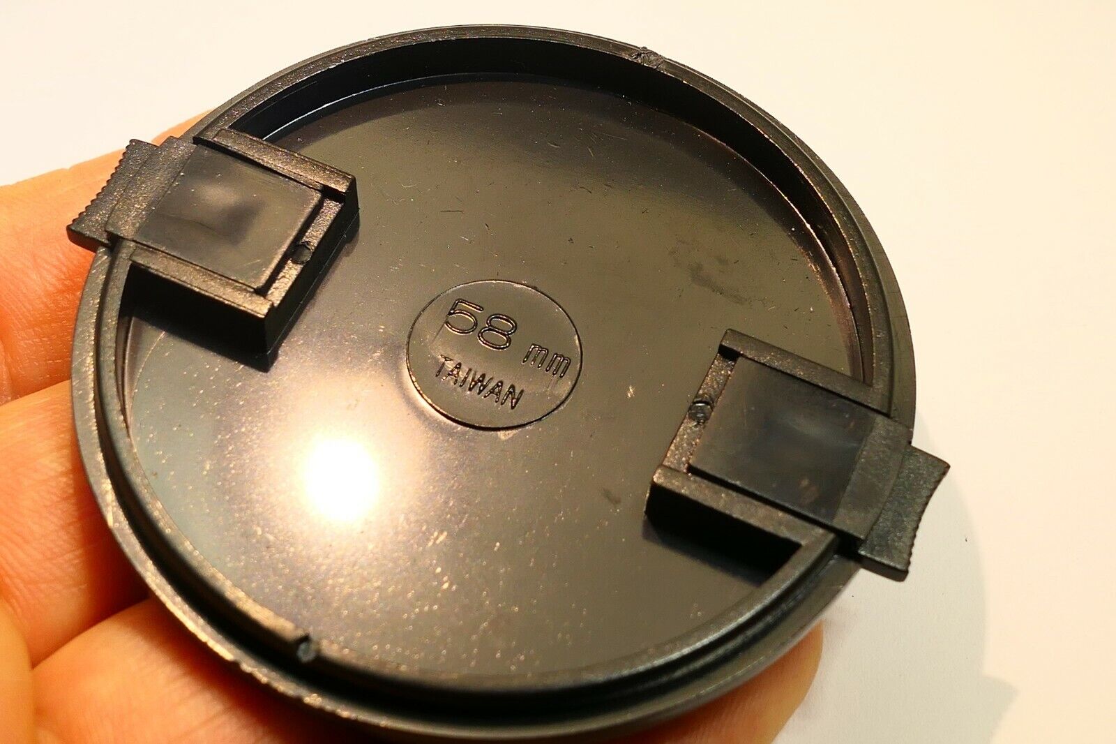 58mm snap on type Lens Front Cap for 18-55mm EF-S