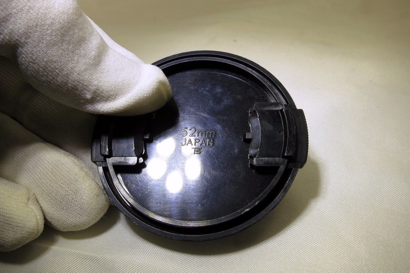 Vivitar 52mm front cap Snap on type plastic