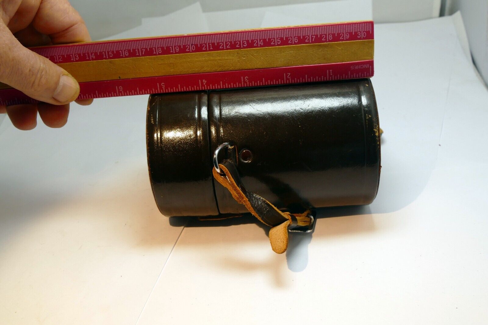 Nikon NIKKOR Lens Hard Case (for 85mm f1.8 Nikkor Ai-s f2 Non-AI ) - Genuine OEM