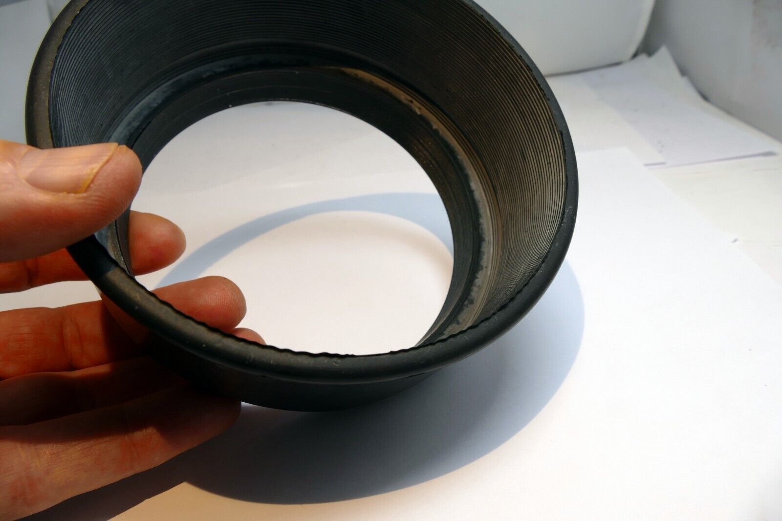 114mm Rubber Lens Hood threaded for 500 600mm lenses