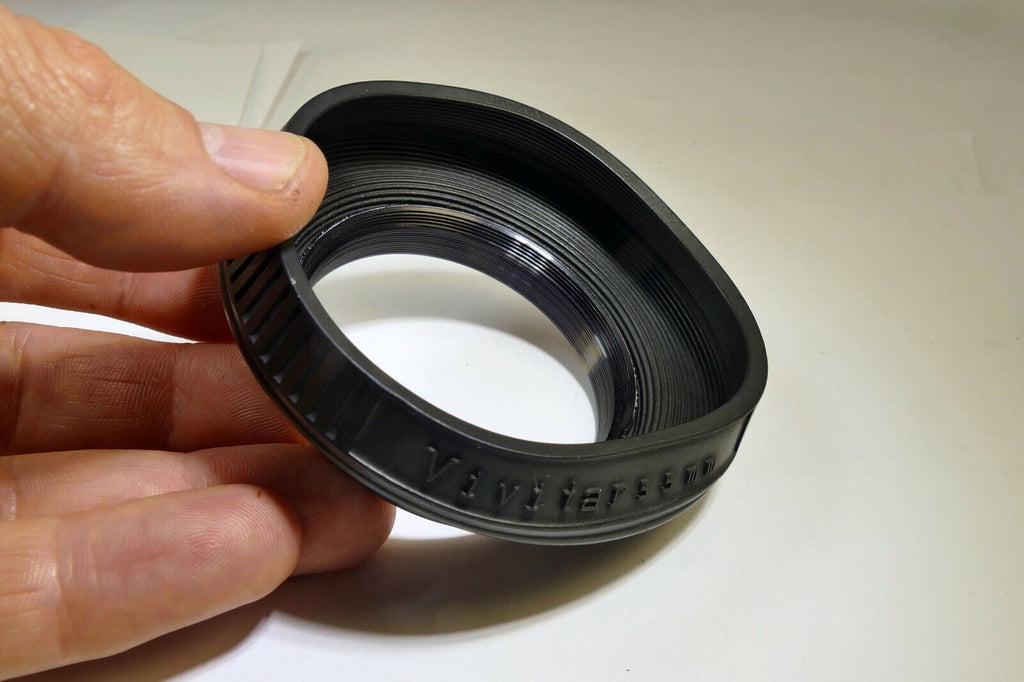 55mm screw in Vivitar Rubber Lens Hood Shade  (poor conditon)