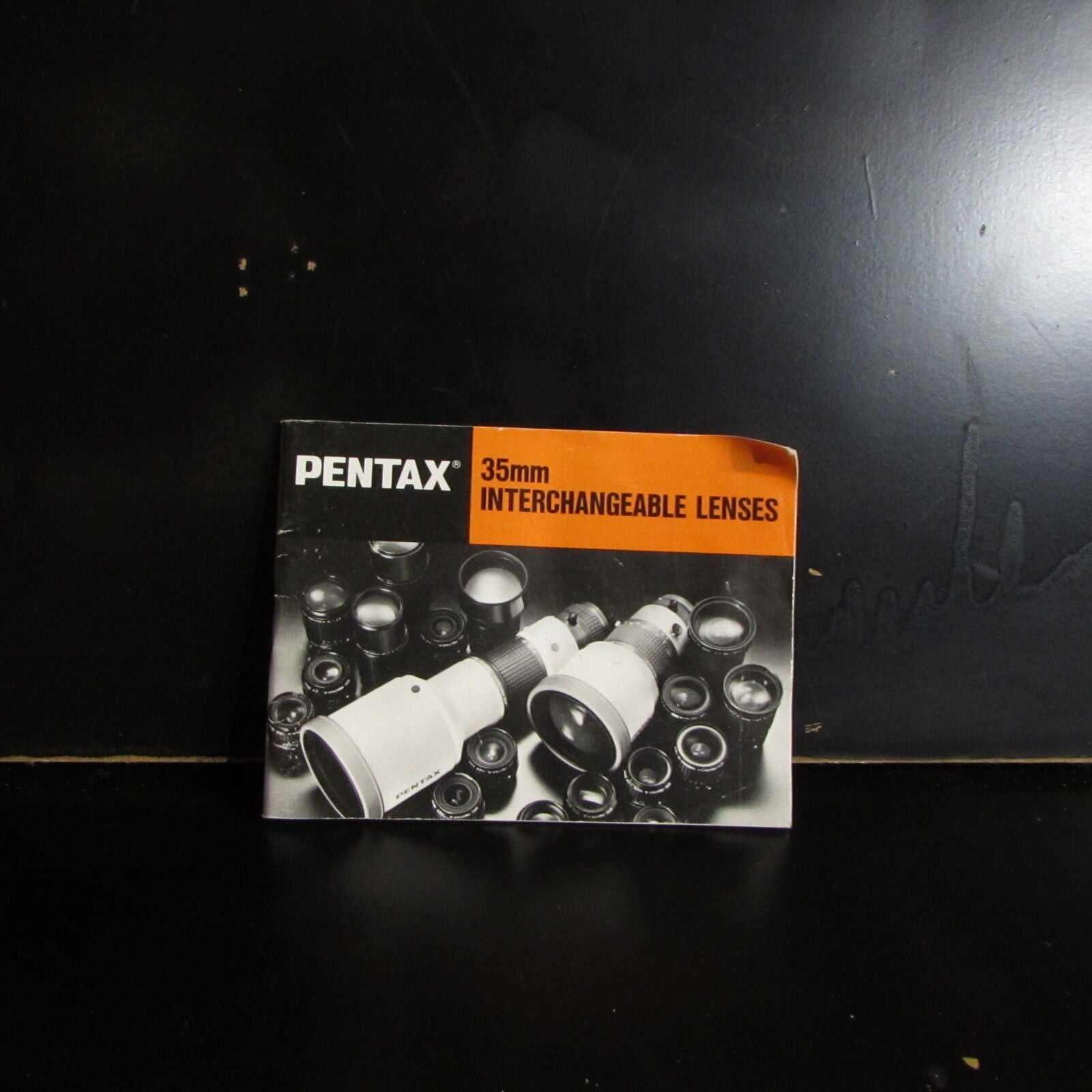 Pentax  M 35mm Interchangeable Lenses System Guide 45 pages English O402019