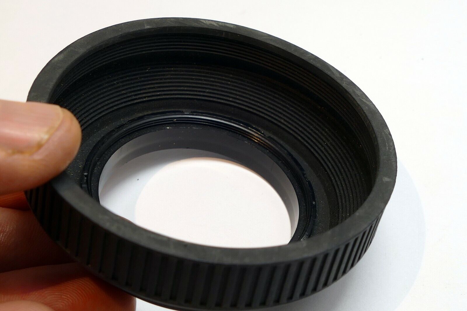 49mm Rubber Collapsible Lens Hood Shade screw in for 50mm f1.6 f1.9 normal