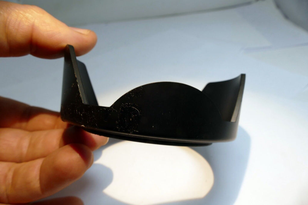 72mm Lens Hood  Shade threaded screw in petal for 18-200mm