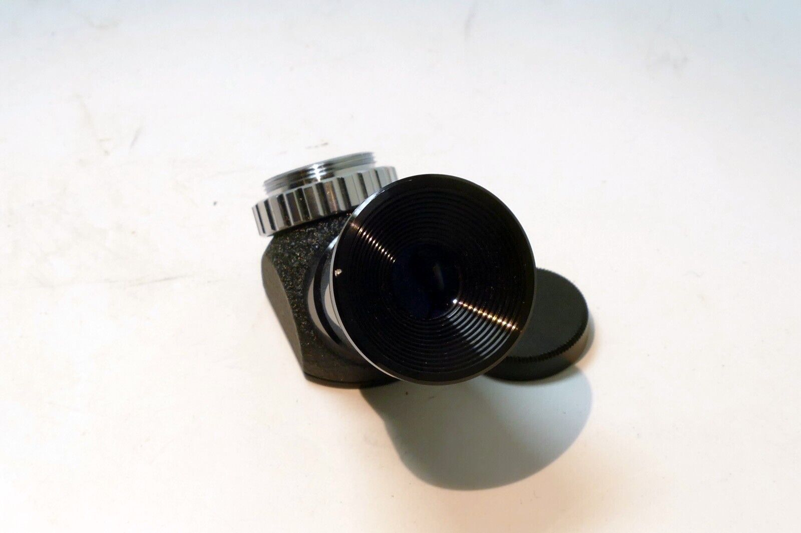 Nikon Right Angle View Finder for F F2 Photomic camera 19mm - mint