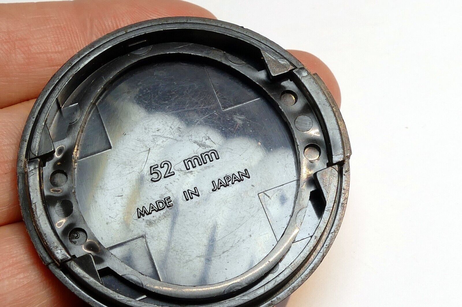 Promaster  52mm rim Lens Front Cap for 28mm f2.8 mini wide