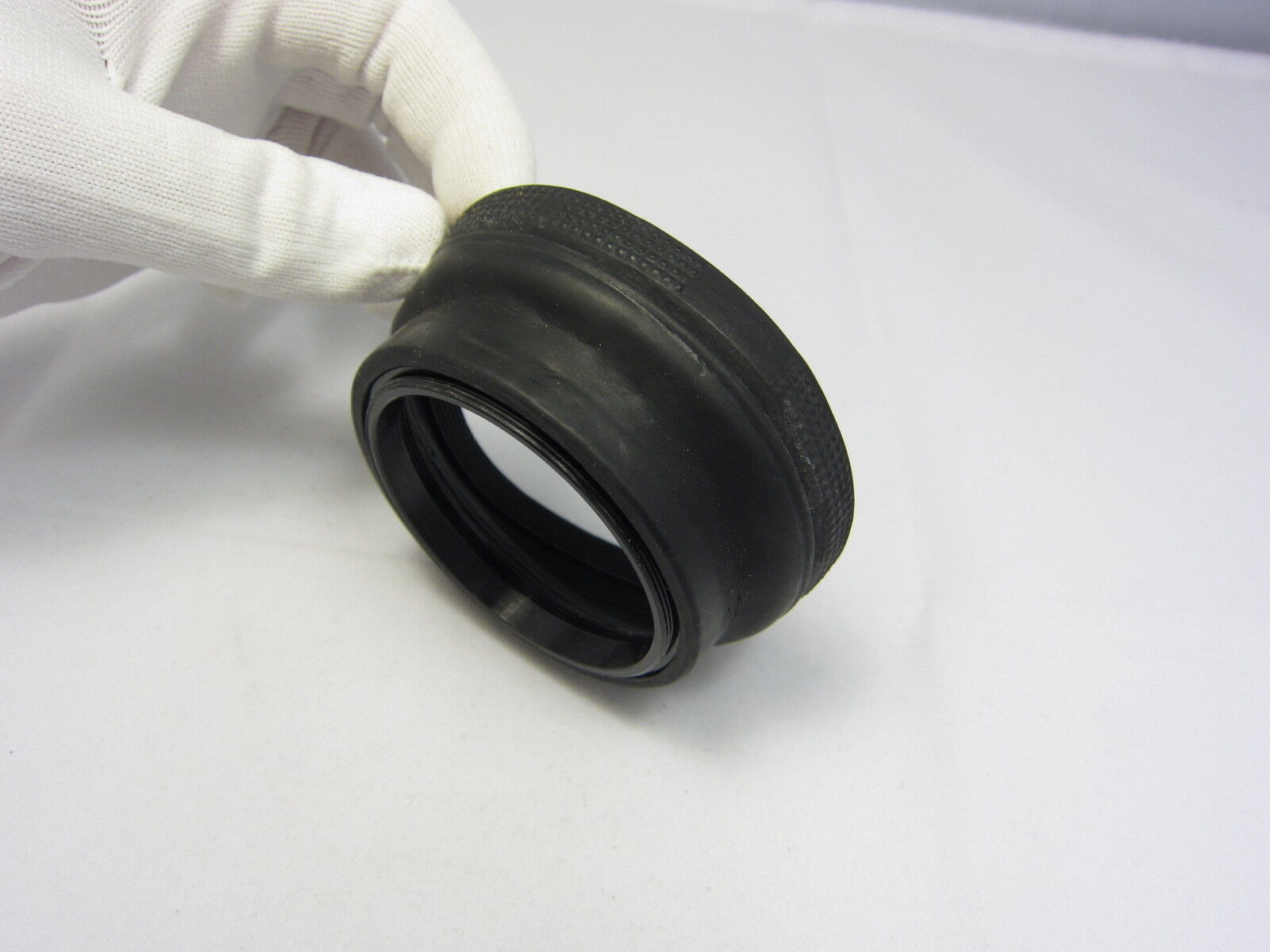 Used Unknown Brand 55mm Collapsible Rubber screw in Lens Hood N102025