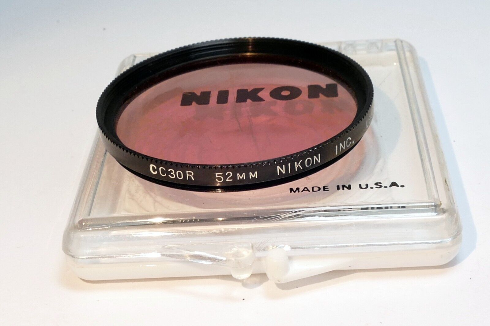 Nikon 52mm CC30R Filter made in USA  Nikkor Genuine tungsten correction